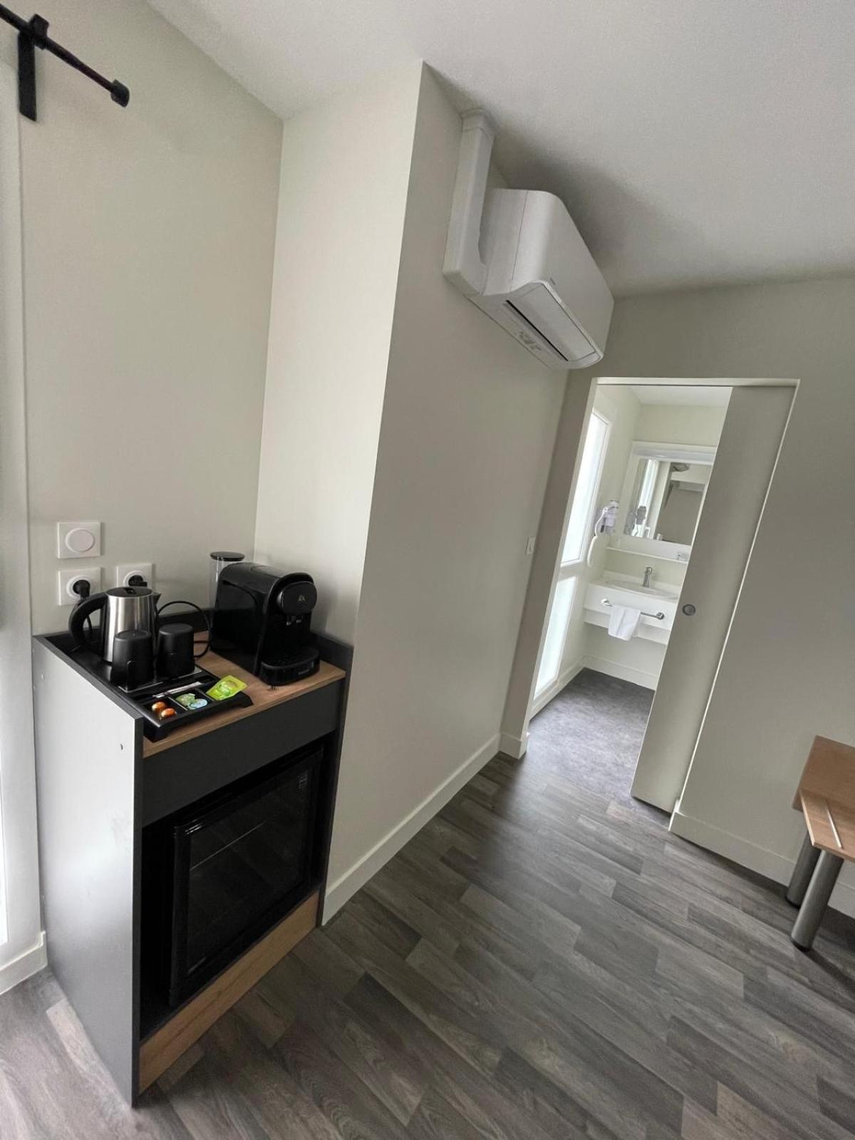 Hotel Wood Inn Bordeaux Aeroport Merignac  Ngoại thất bức ảnh