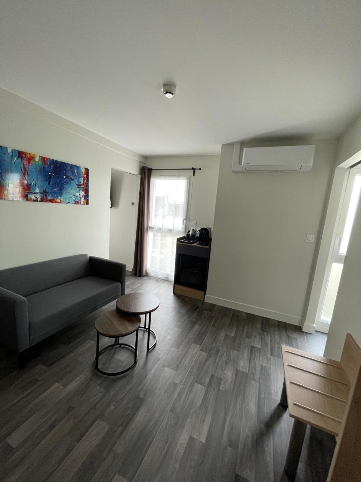 Hotel Wood Inn Bordeaux Aeroport Merignac  Ngoại thất bức ảnh
