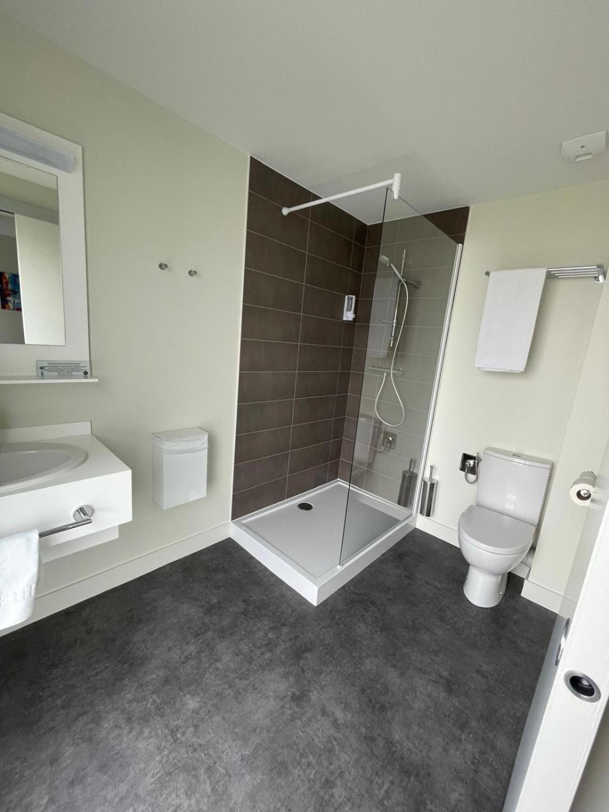 Hotel Wood Inn Bordeaux Aeroport Merignac  Ngoại thất bức ảnh
